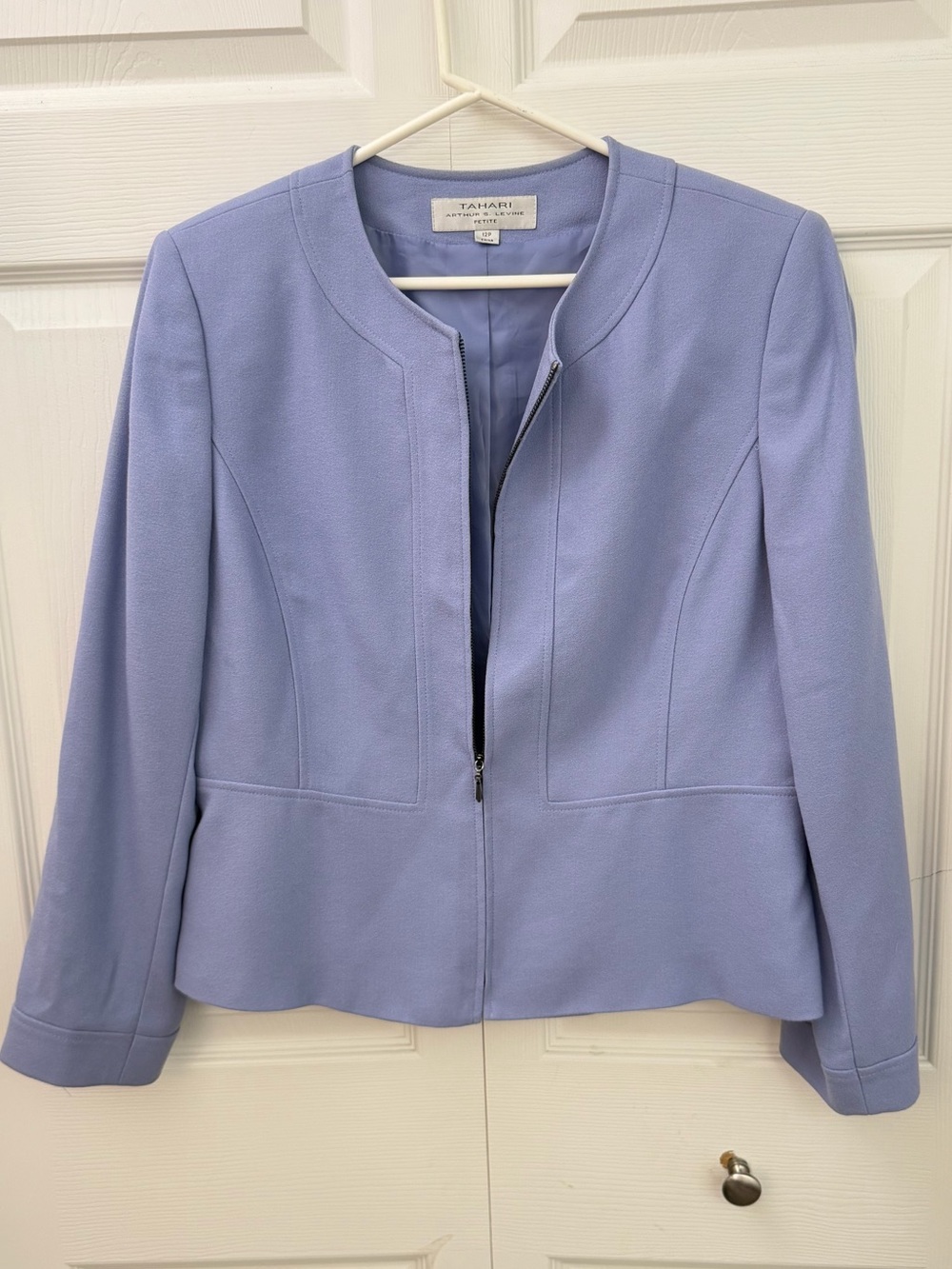 Tahari Arthur S Levine Petite 12P Lavender Blue Zip Front Blazer Jacket